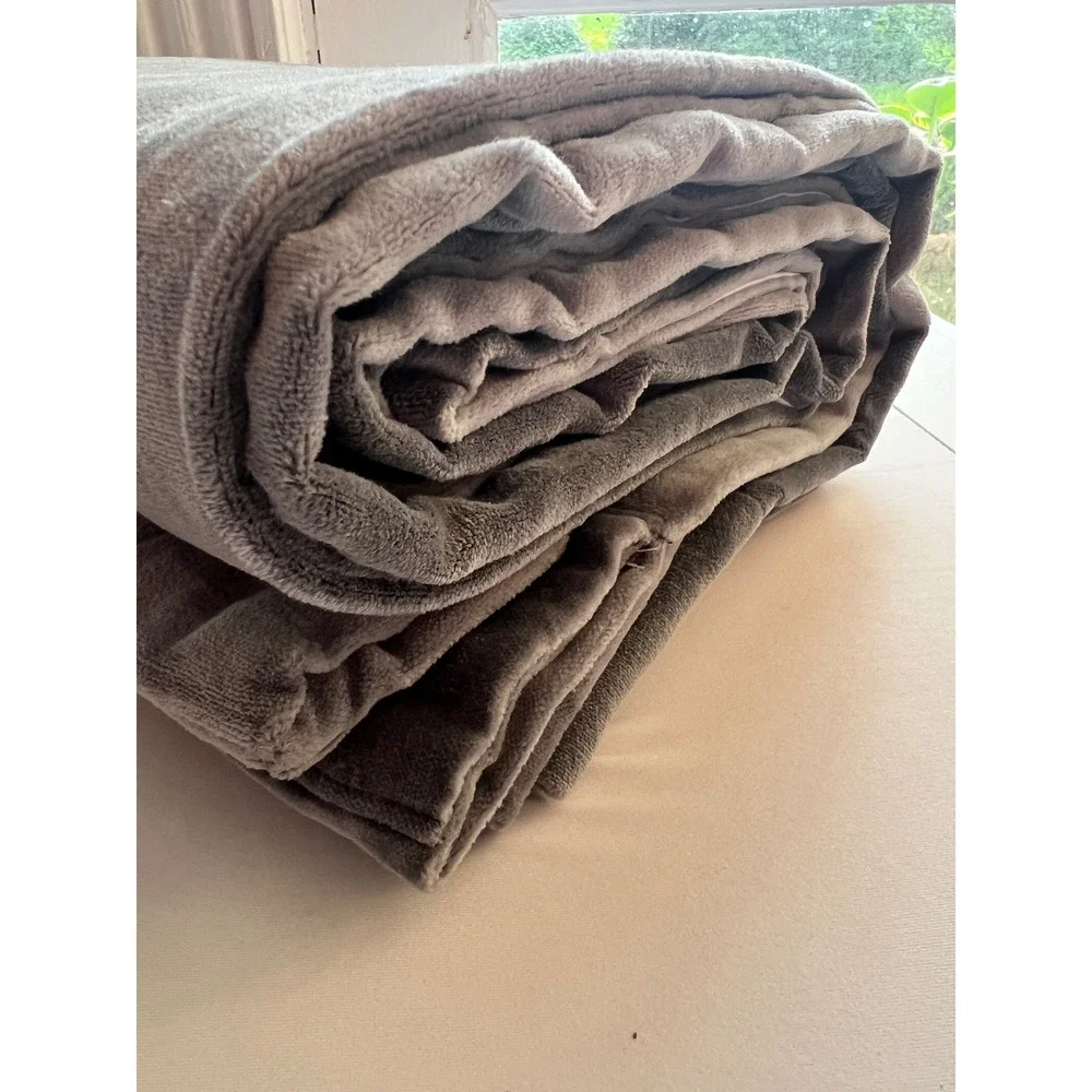 Quince light grey